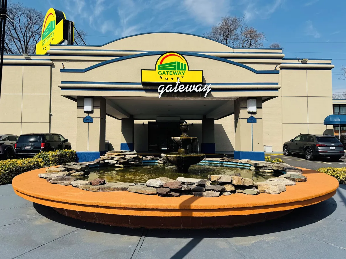 Image of Gateway Hotel