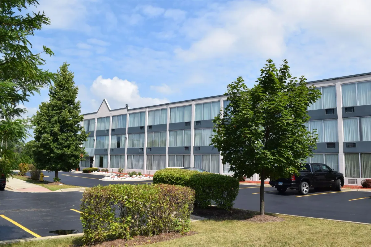 Image of Baymont by Wyndham - Chicago - Addison - O'Hare