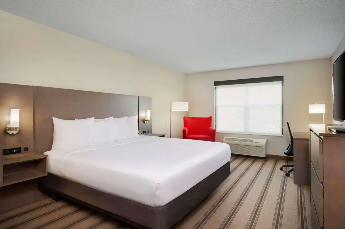 Image of Country Inn & Suites by Radisson Albertville near Outlet Mall
