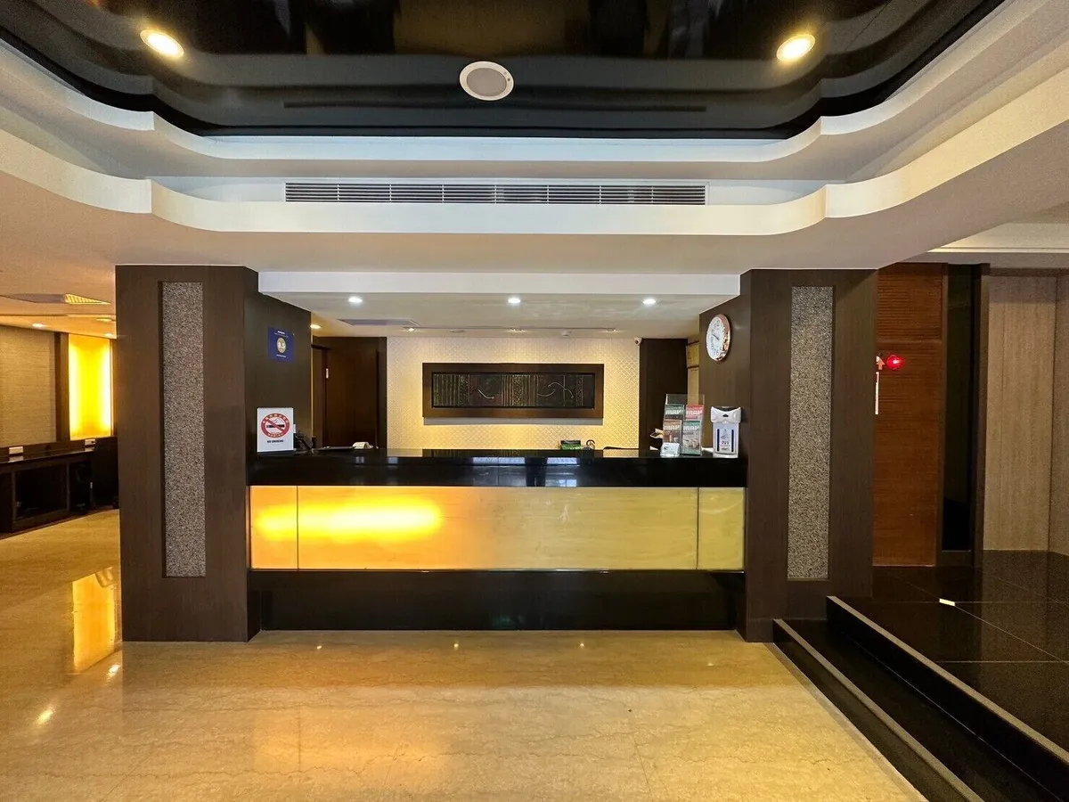 Image of Link World Hotel