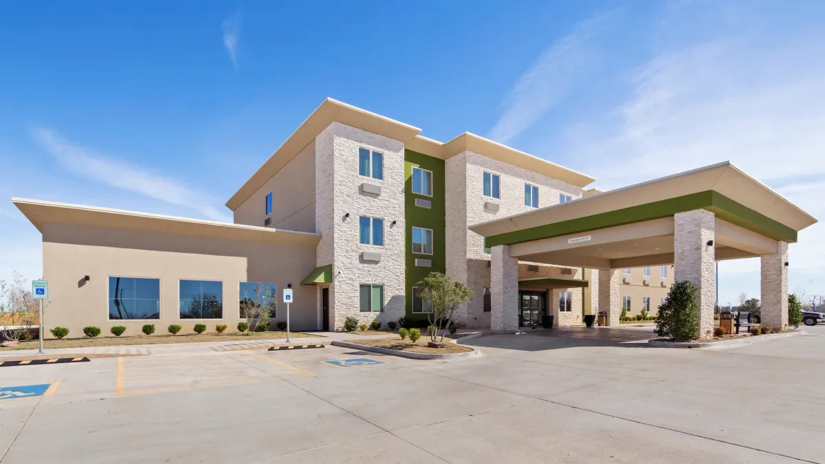 Image of Best Western Lindsay Inn & Suites