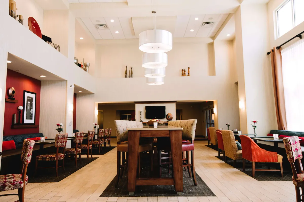Image of Hampton Inn & Suites Minot Airport