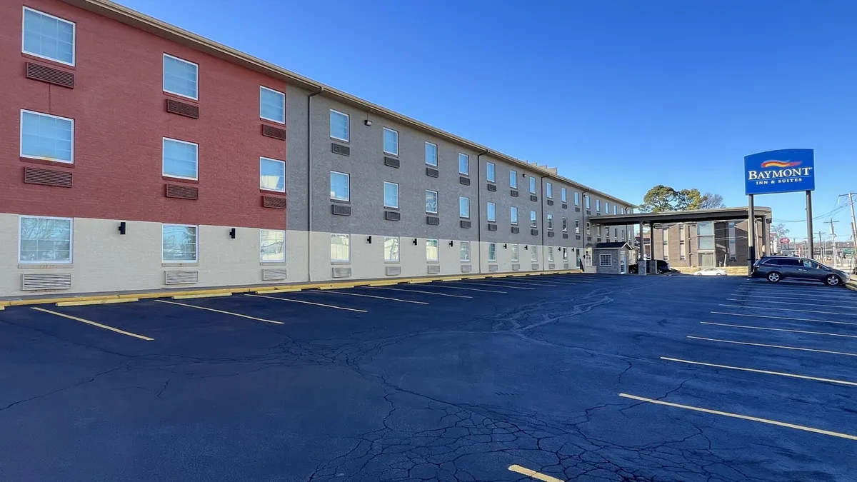 Image of Baymont by Wyndham Jefferson City