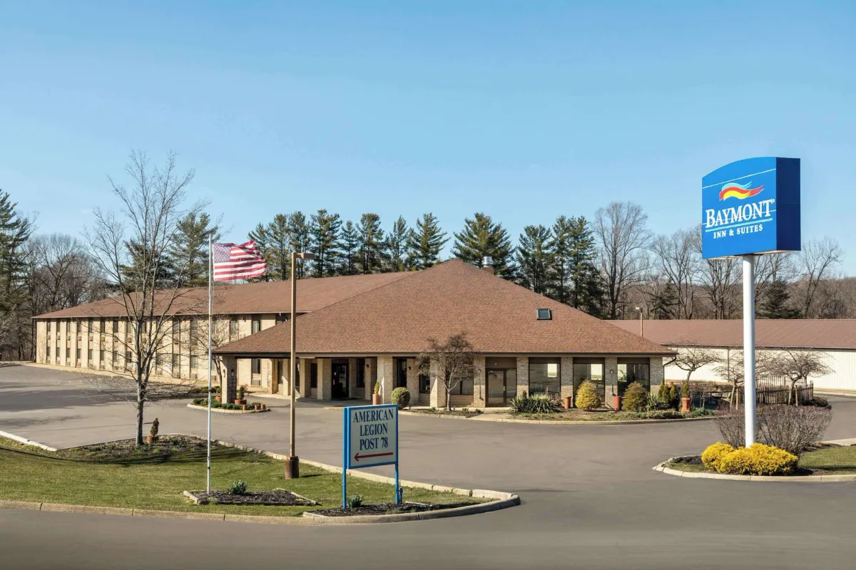 Image of Baymont by Wyndham Logan