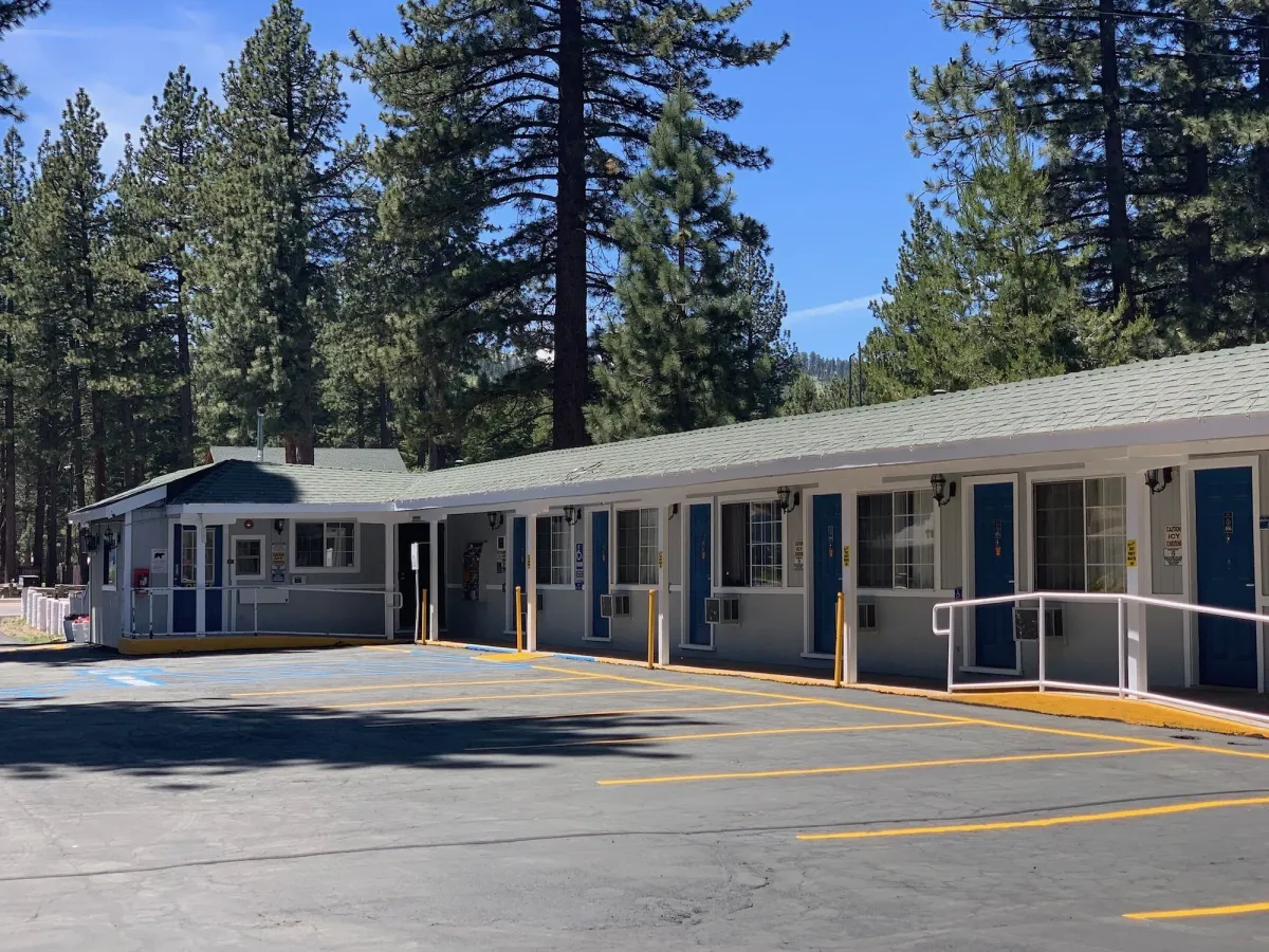 Image of Apex Inn