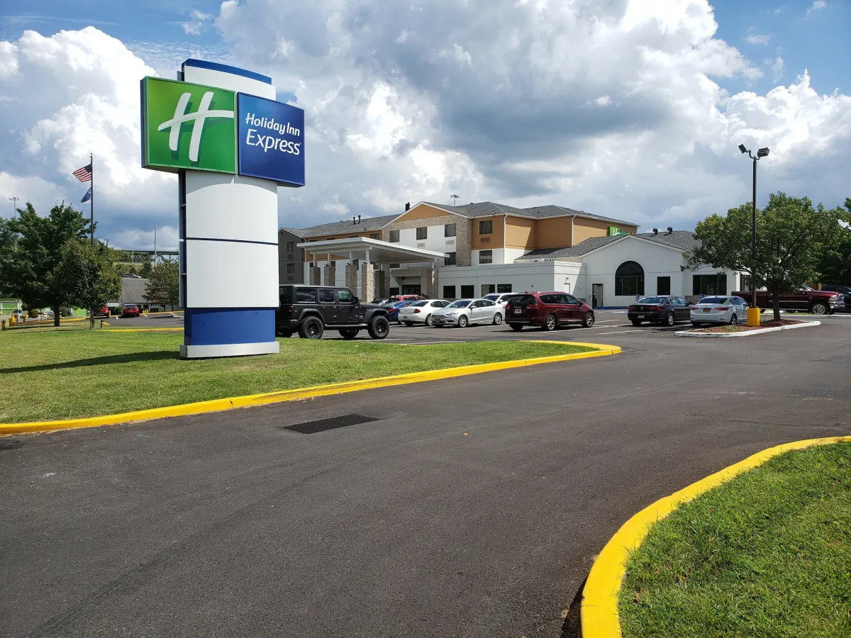 Image of Holiday Inn Express Hotel Pittsburgh-North/Harmarville by IHG