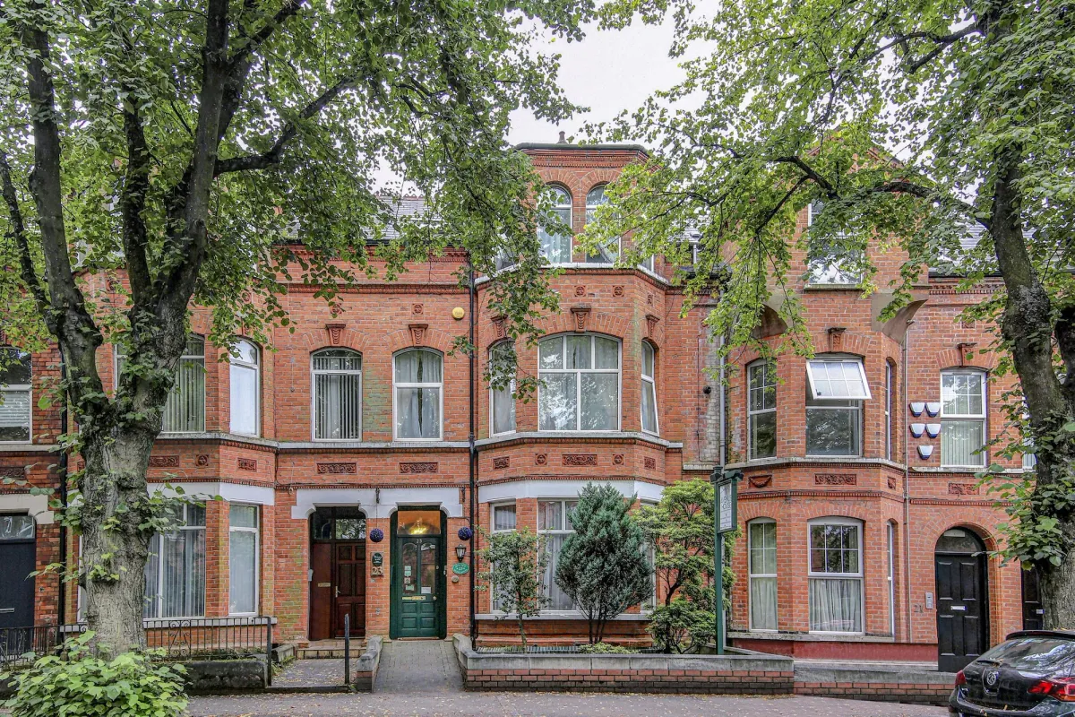 Image of OYO Avenue House