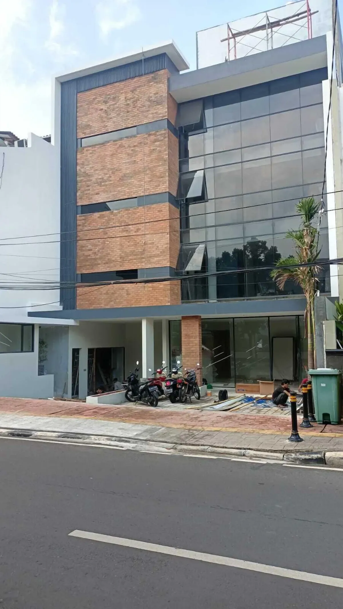 Image of LeGreen Suite Sudirman