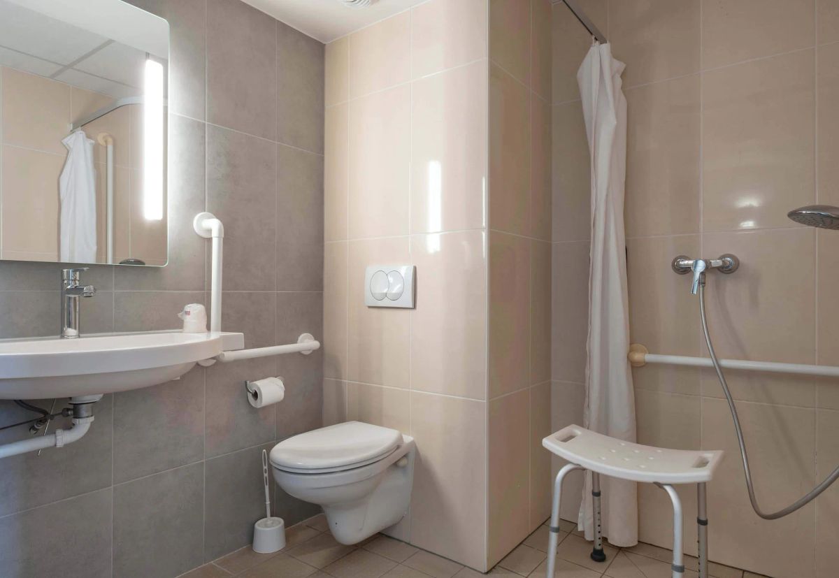 Image of B&B HOTEL Niort Marais Poitevin Est