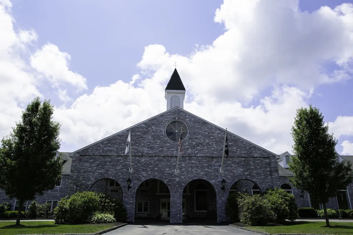 Image of Colonial Hotel