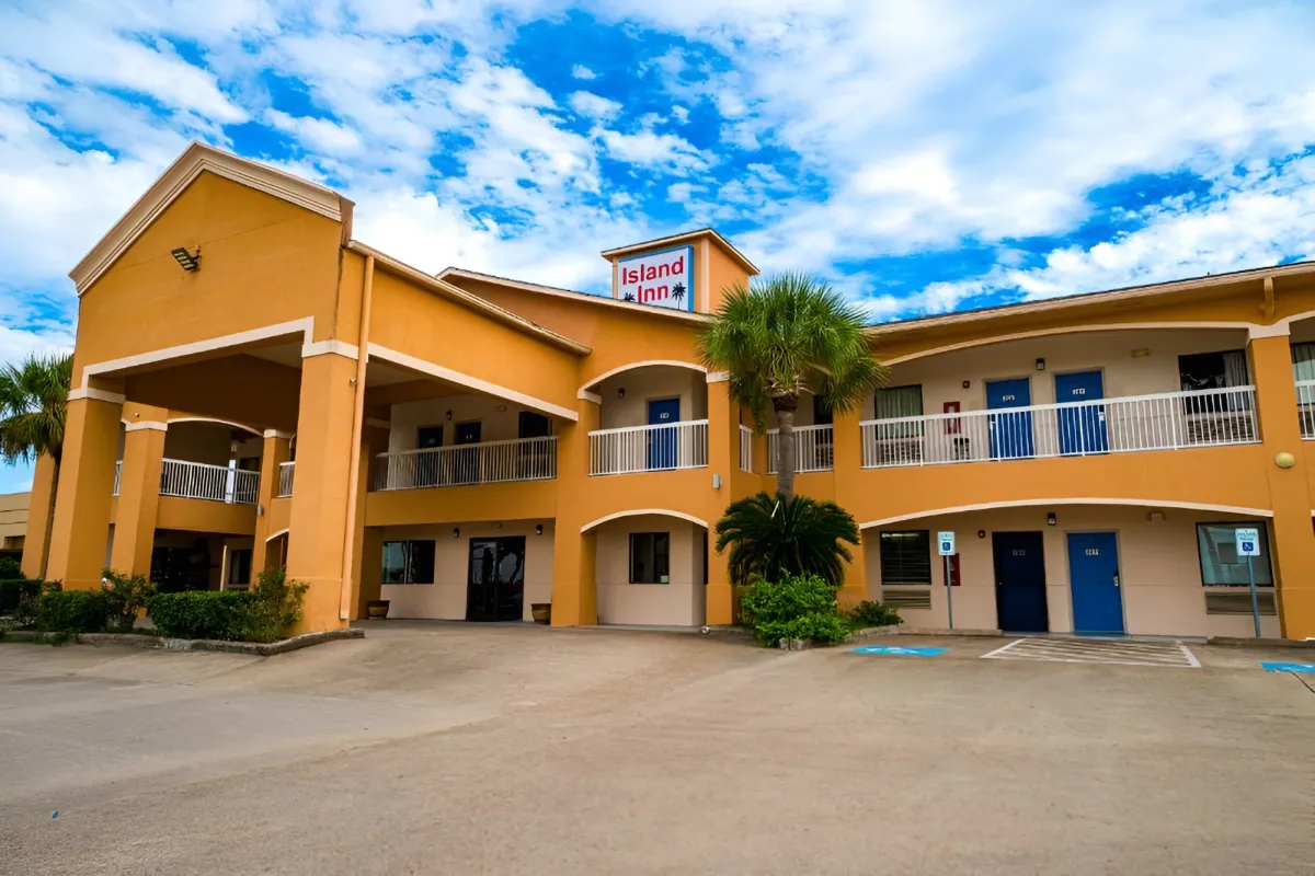 Image of Island Inn By OYO Galveston Beach, TX