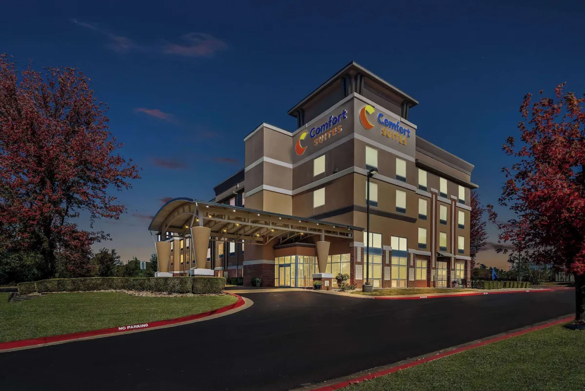 Image of Comfort Suites Bentonville - Rogers