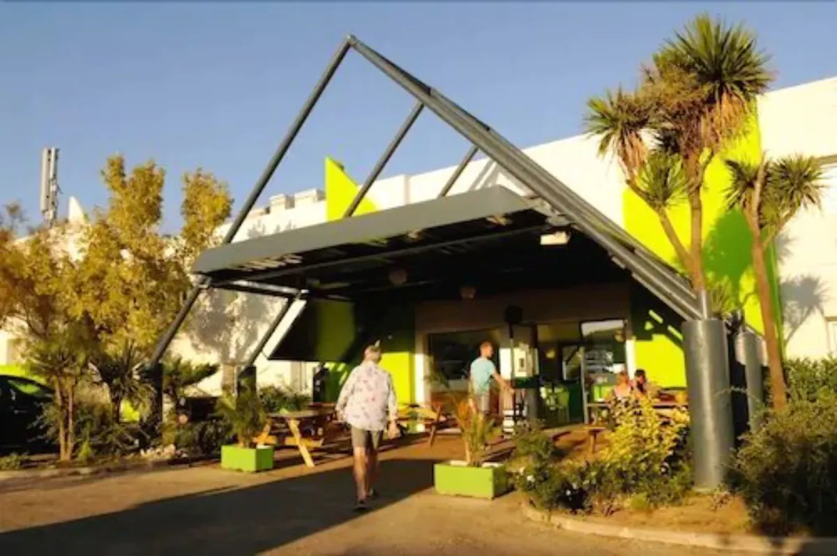 Image of Lemon Hotel Vigneux