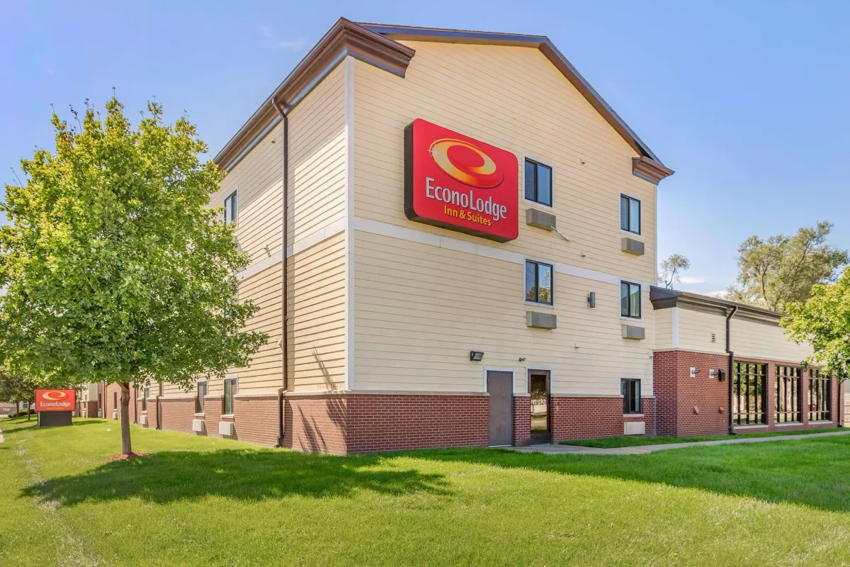 Image of Econo Lodge Inn & Suites Fairgrounds