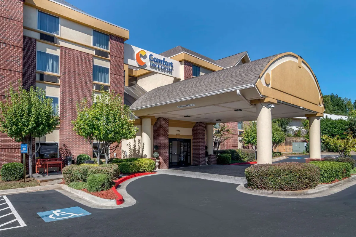 Image of Comfort Inn & Suites Suwanee - Sugarloaf