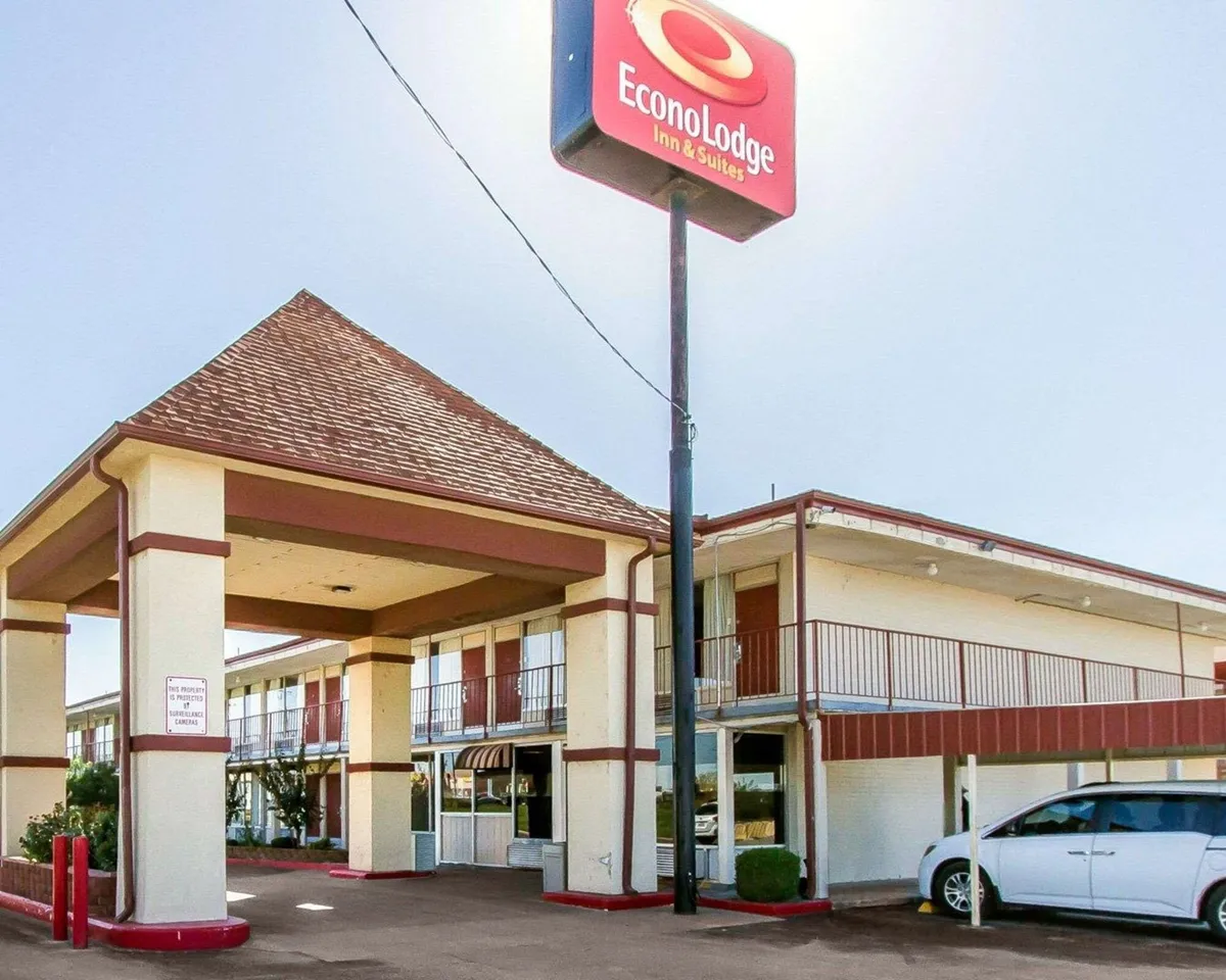 Image of Econo Lodge Inn & Suites Near Bricktown