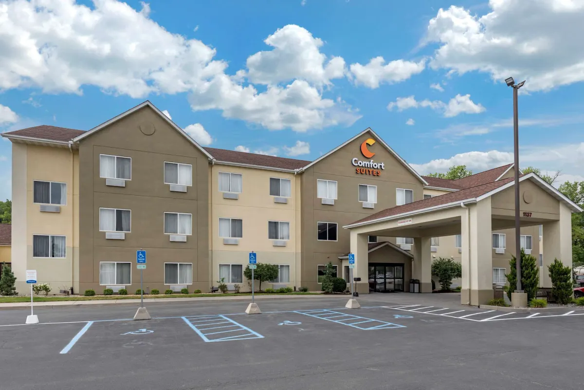 Image of Comfort Suites Auburn near I-69