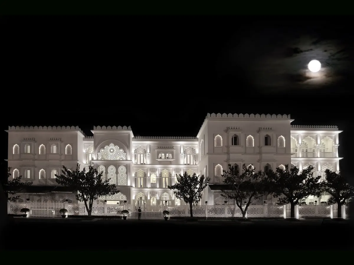 Image of Chloe Gallery
