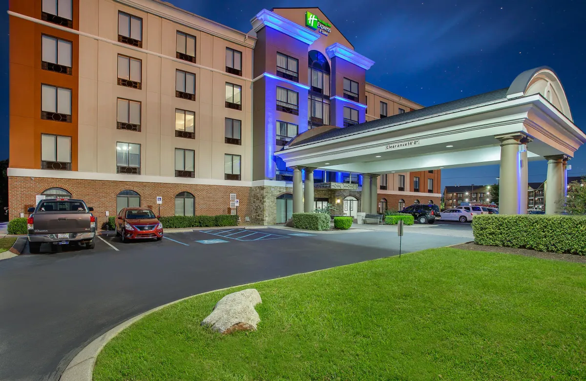 Image of Holiday Inn Express & Suites Lebanon-Nashville Area by IHG