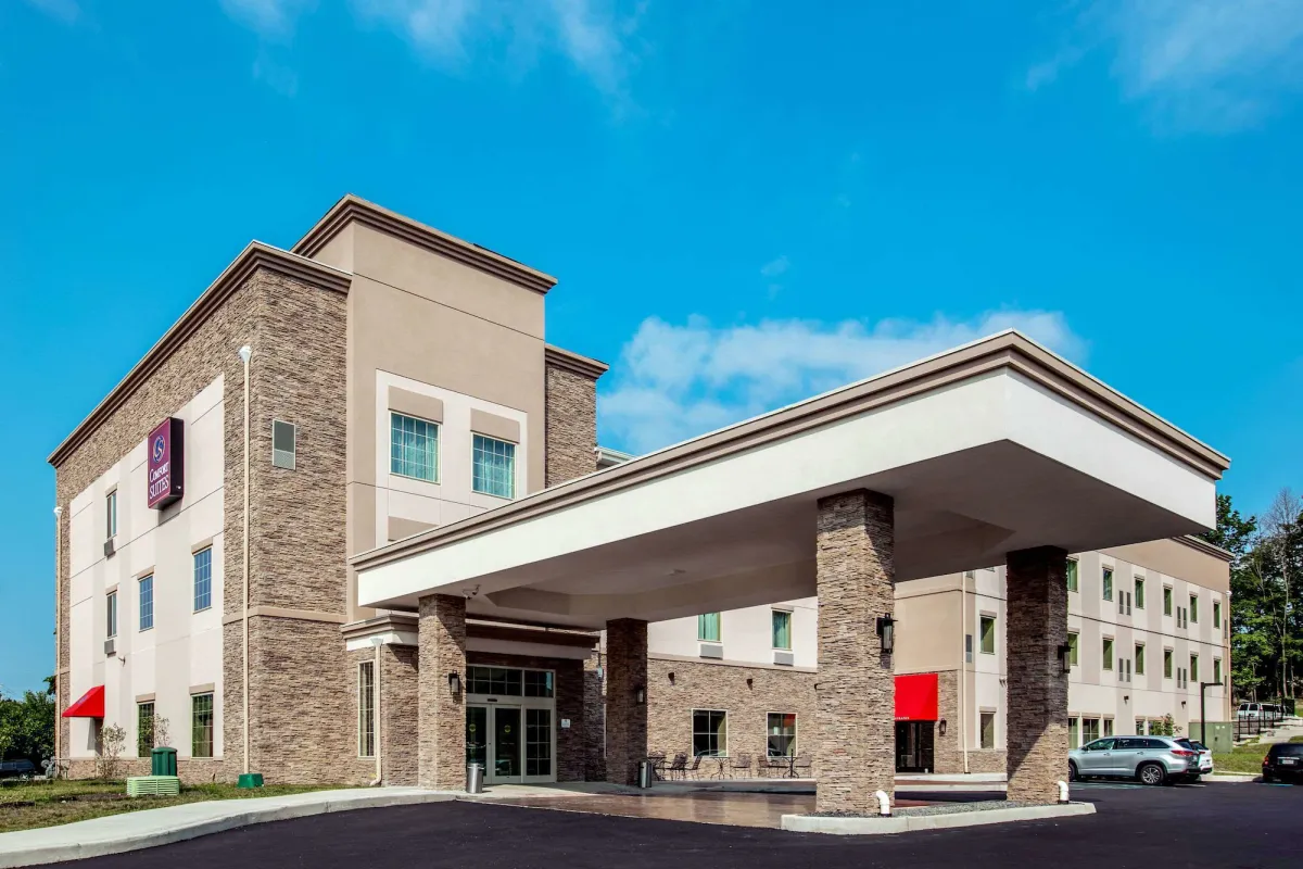 Image of Comfort Suites Fishkill near Interstate 84