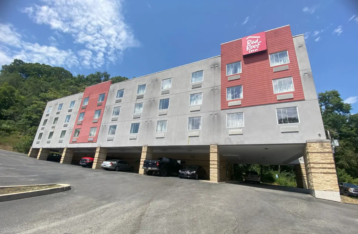 Image of Red Roof Inn Pittsburgh - McKnight Rd
