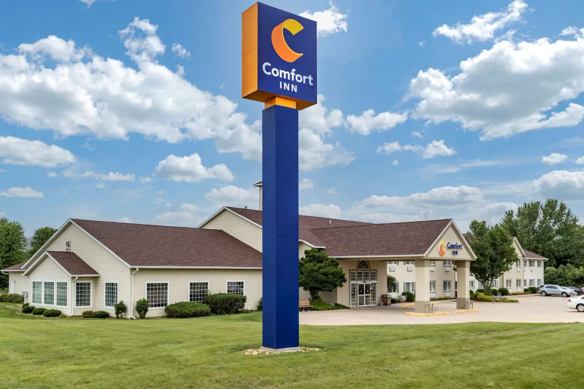 Image of Comfort Inn Dyersville Near the Field of Dreams