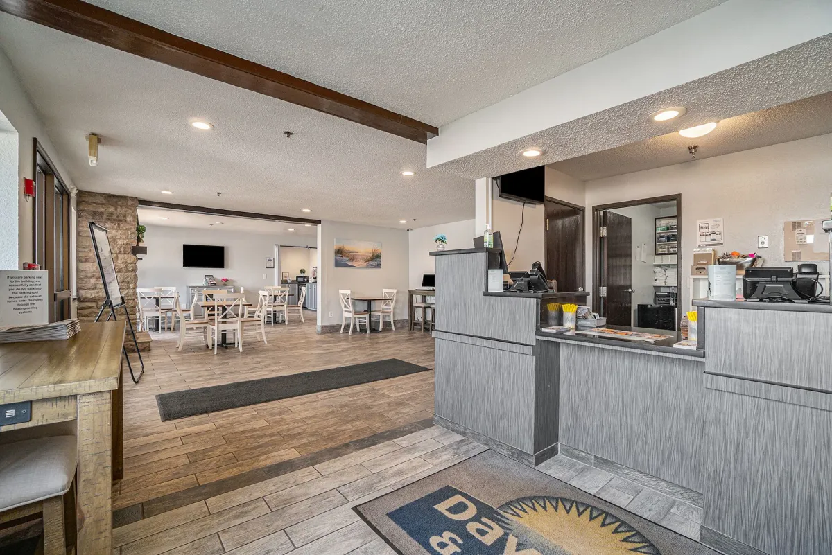 Image of Days Inn & Suites by Wyndham Traverse City