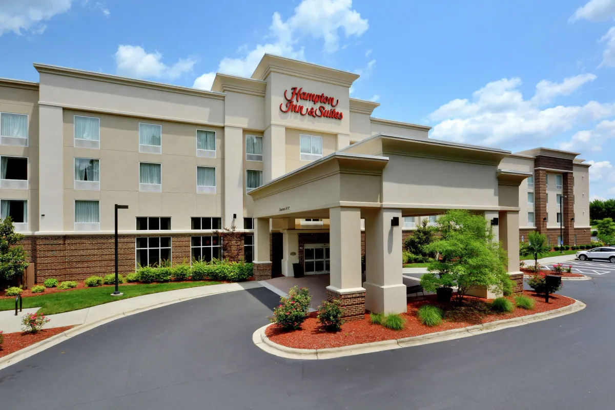 Image of Hampton Inn & Suites Huntersville