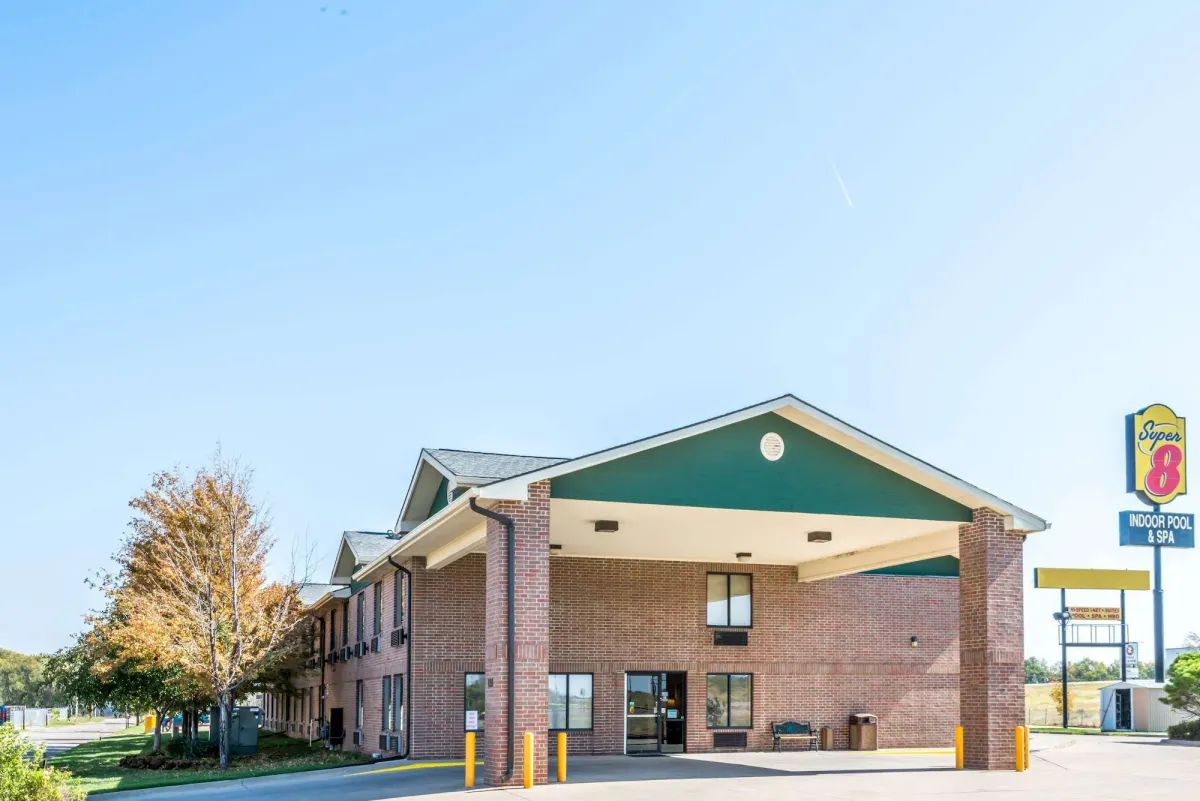 Image of Super 8 by Wyndham Salina I-70