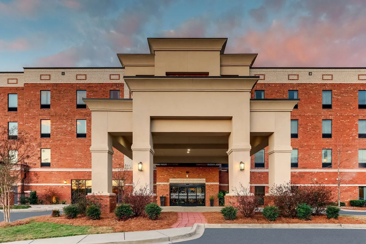 Image of Hampton Inn & Suites Hartsville