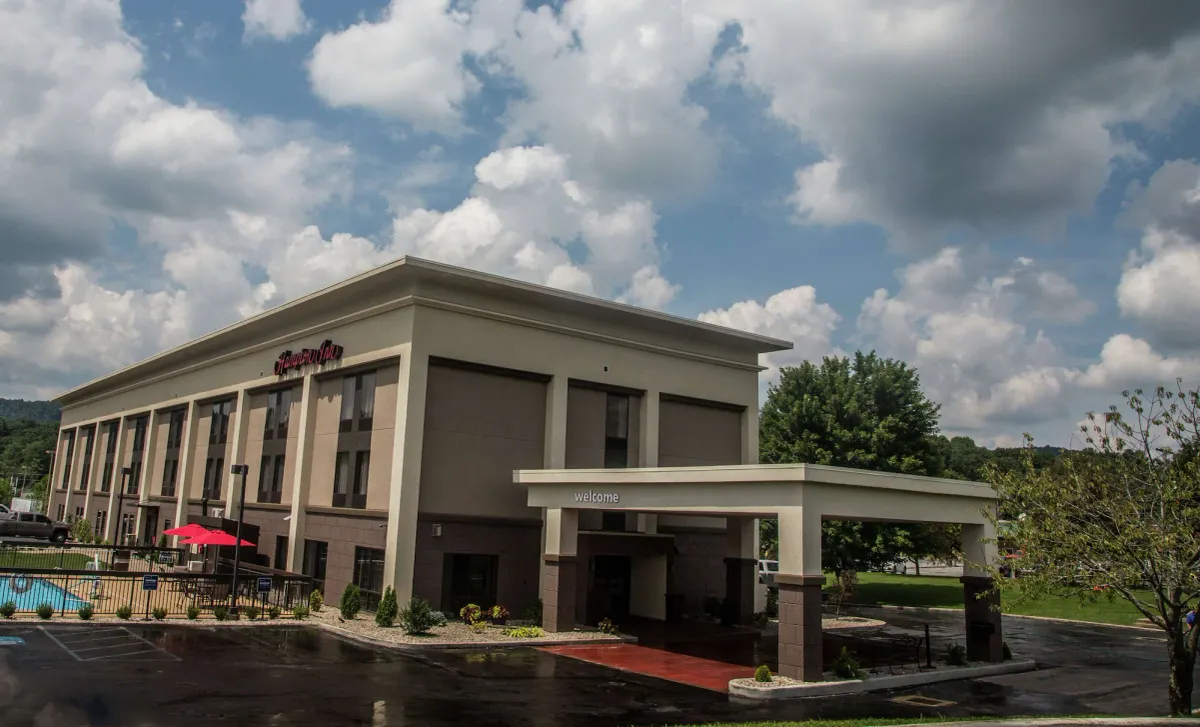 Image of Hampton Inn Summersville