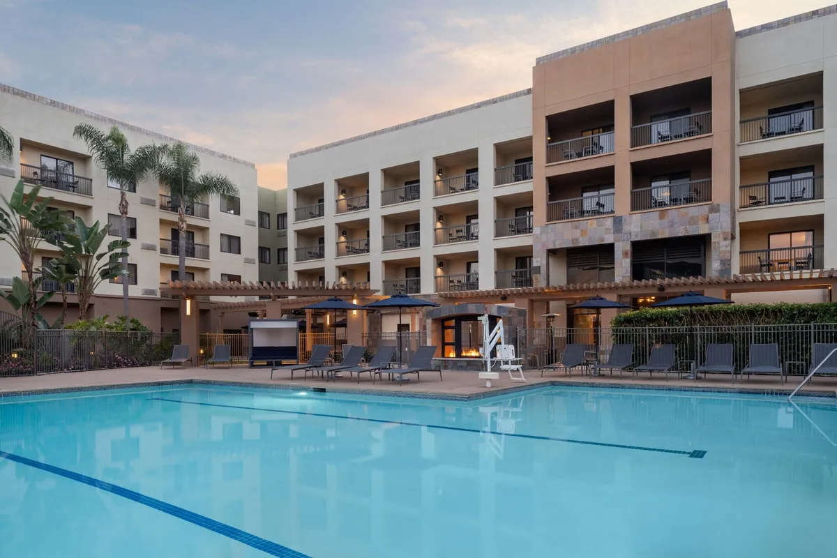 Image of Courtyard San Diego Central - Outdoor Pool, Bar & Restaurant