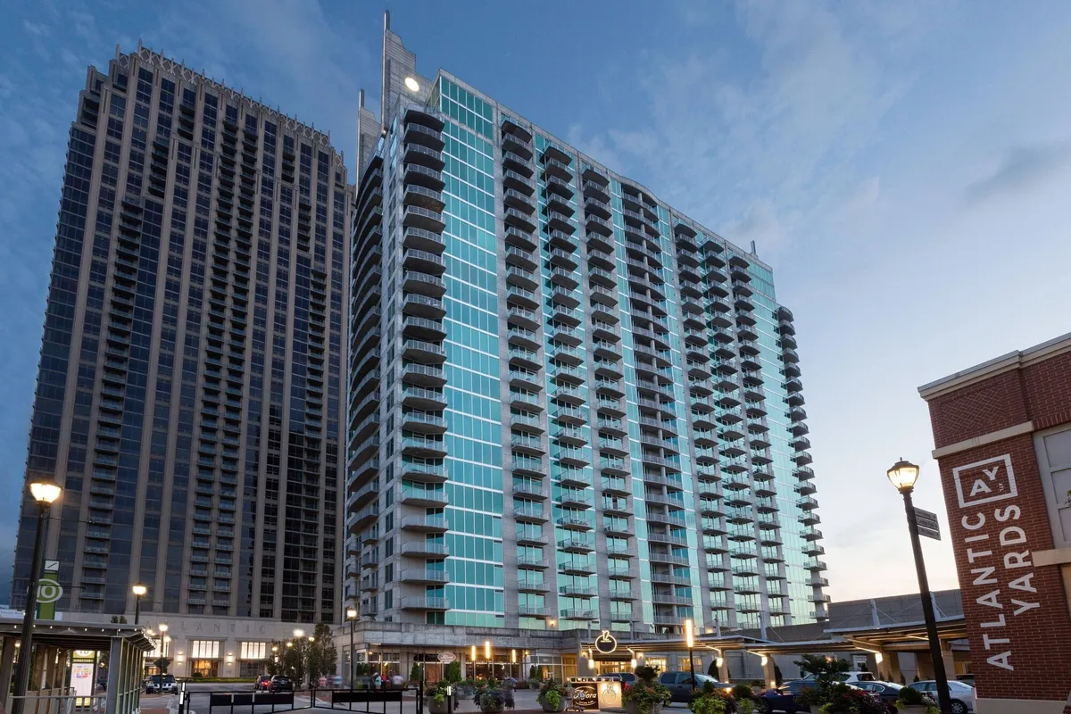 Image of Twelve Midtown, Autograph Collection