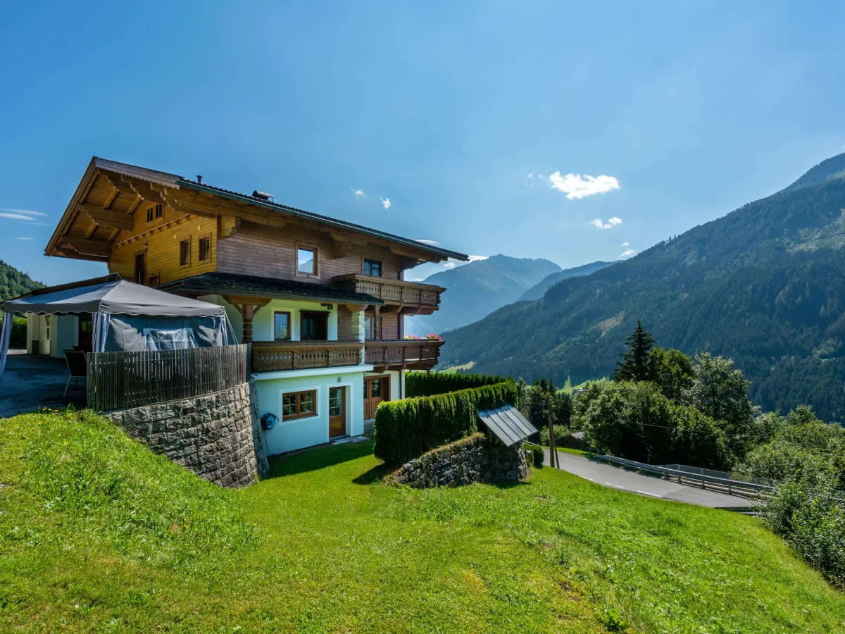 Image of Cozy apartment with mountain views