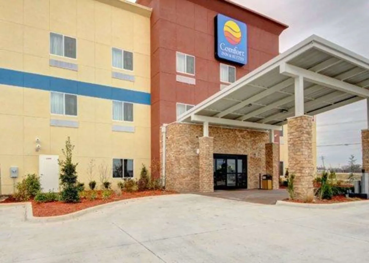 Image of Comfort Inn & Suites Tulsa I-44 West - Rt 66