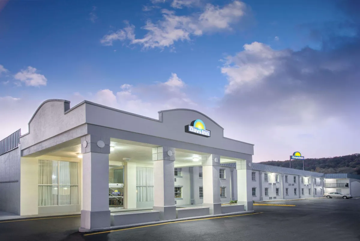 Image of Days Inn by Wyndham Roanoke Near I-81
