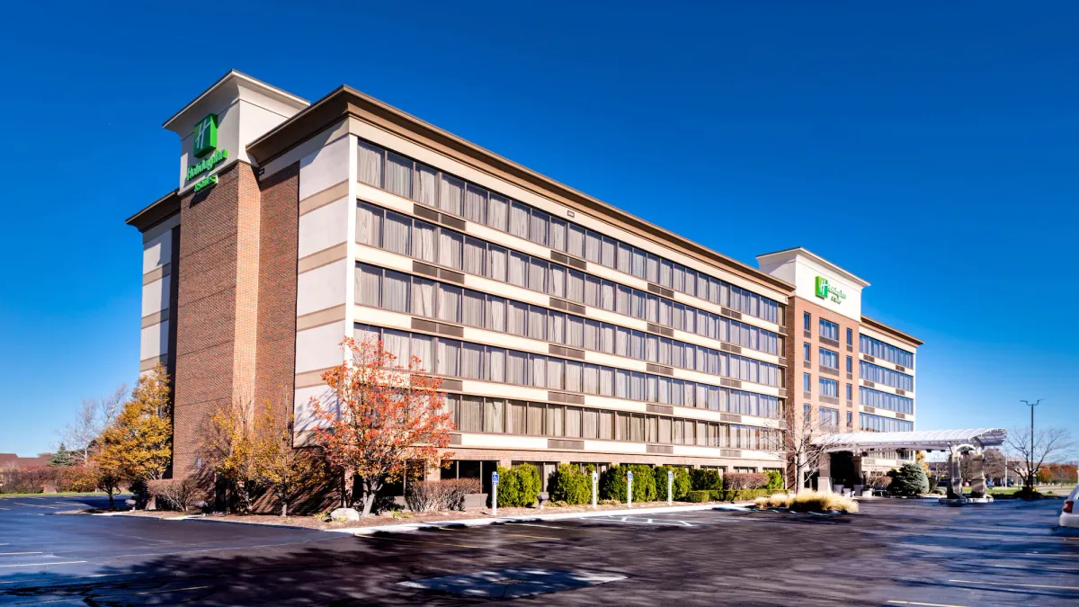 Image of Holiday Inn Hotel & Suites Warren by IHG