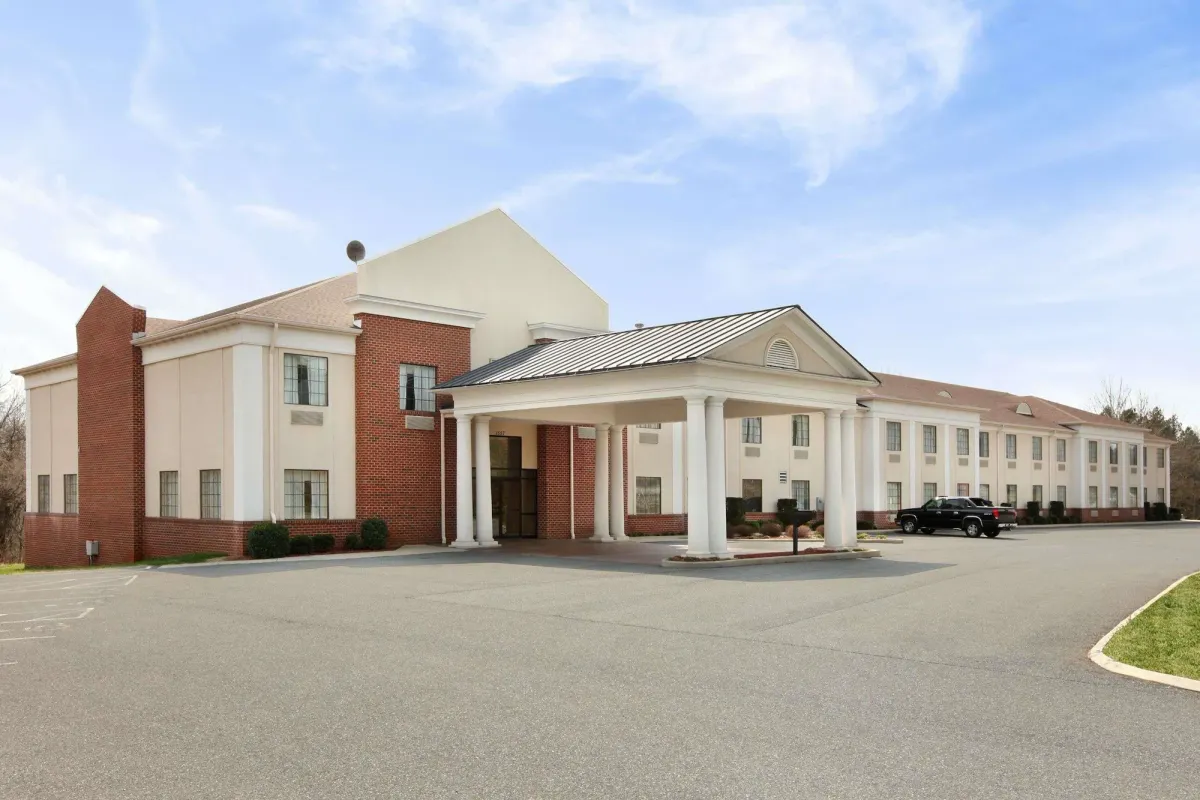 Image of Days Inn by Wyndham Alta Vista