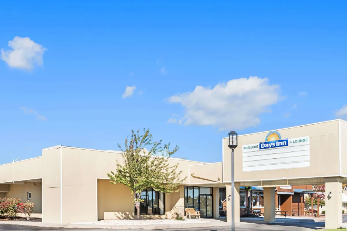 Image of Days Inn by Wyndham Henrietta/Rochester Area