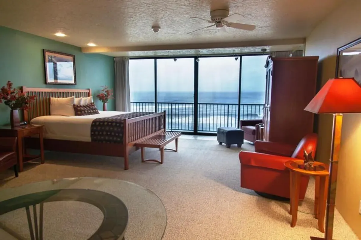 Image of Inn at Spanish Head Resort Hotel