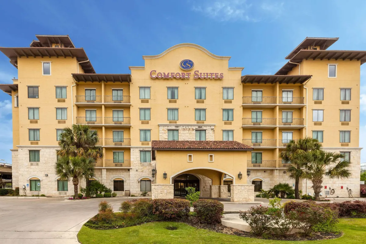 Image of Comfort Suites Alamo-River walk