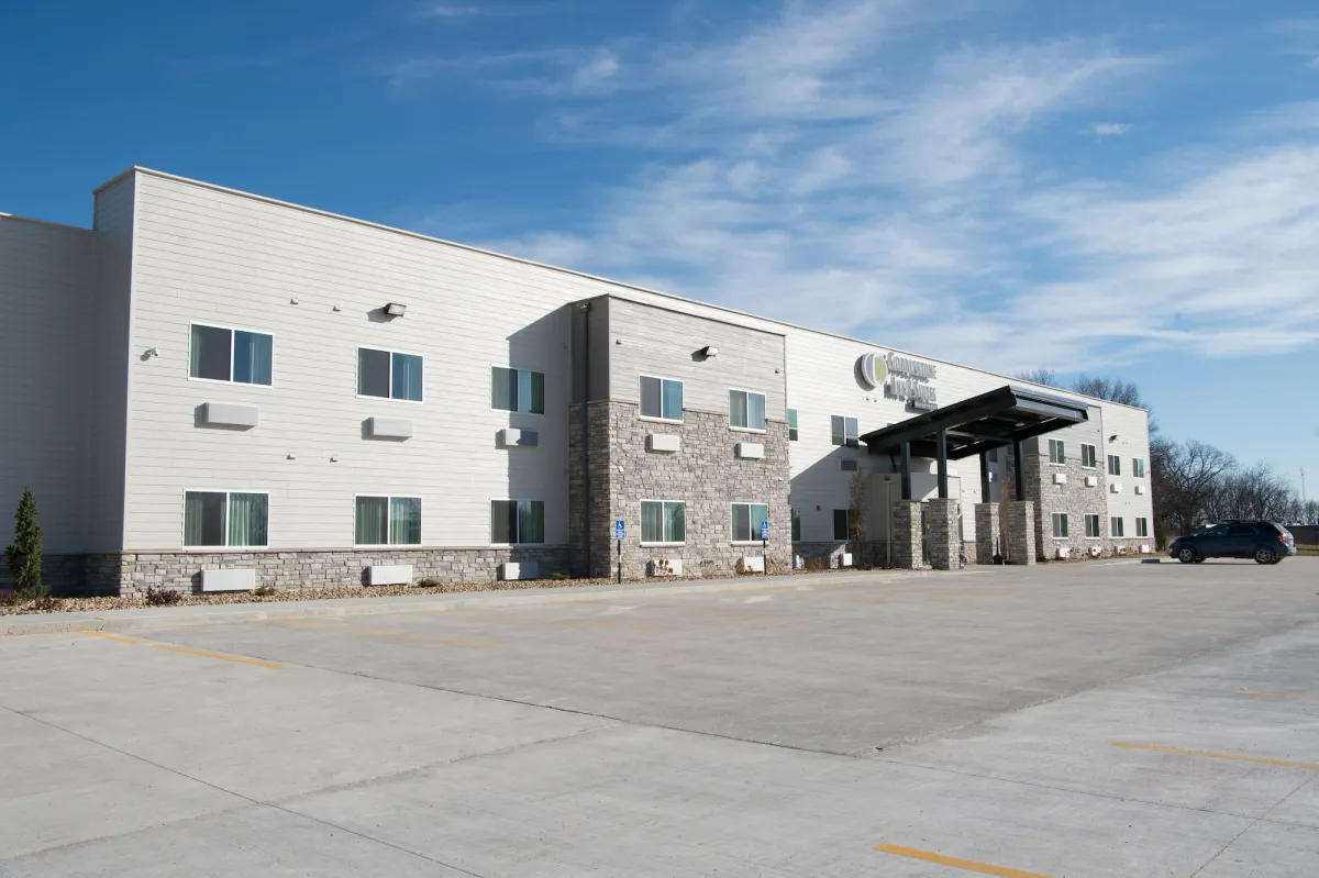 Image of Cobblestone Inn & Suites - Forest City