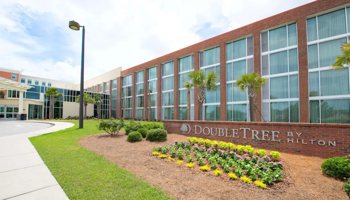 Image of DoubleTree by Hilton Hotel & Suites Charleston Airport