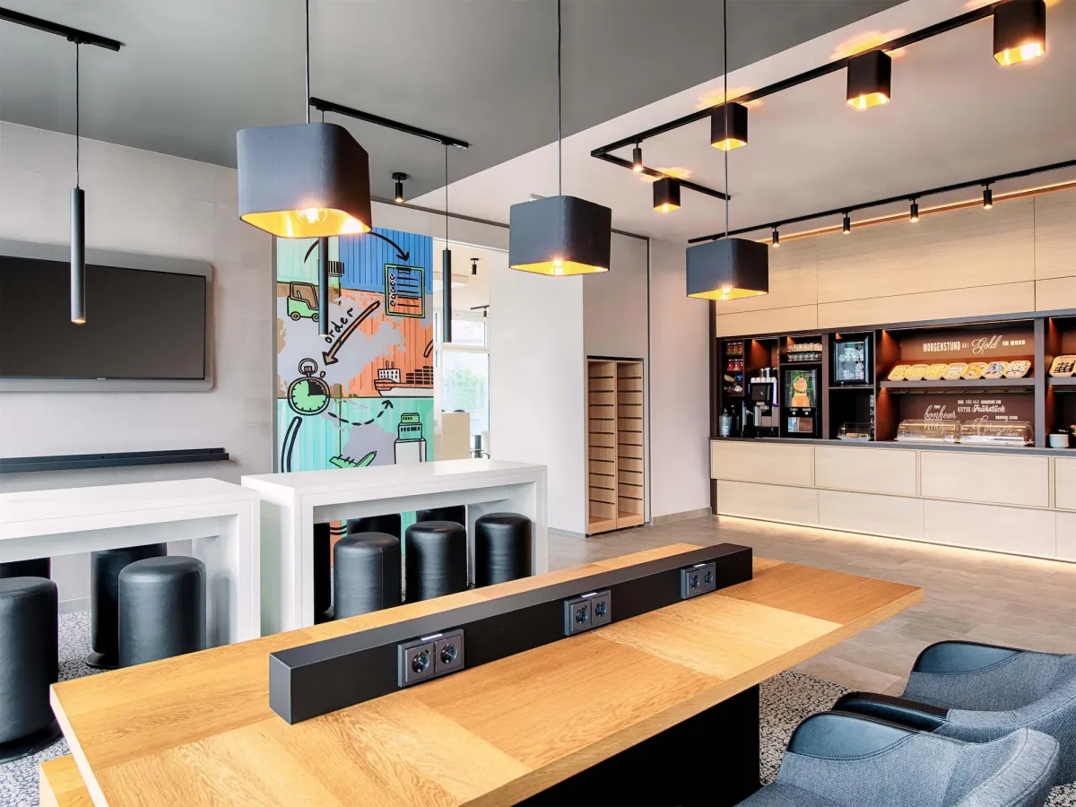 Image of B&B Hotel Stuttgart-Neckarhafen