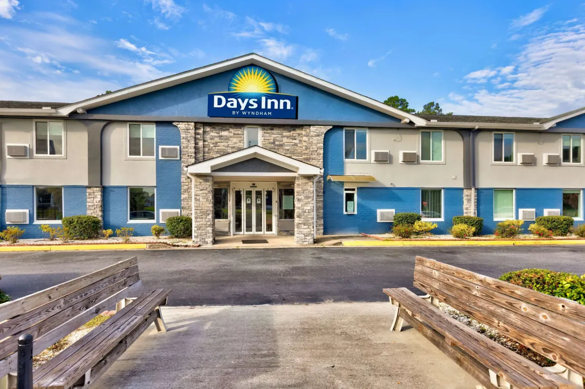 Image of Days Inn by Wyndham Savannah Gateway I-95