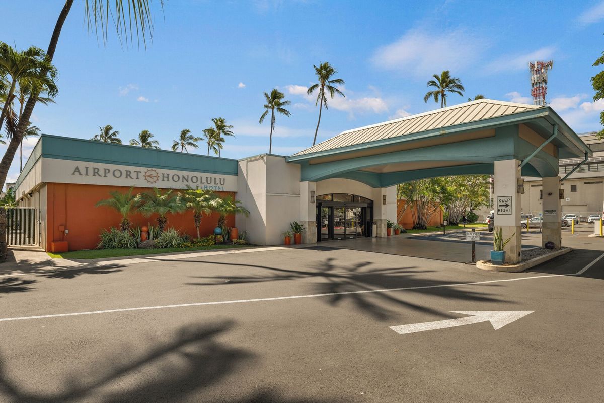 Image of Airport Honolulu Hotel