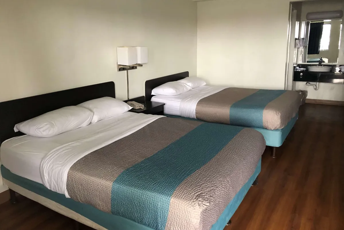 Image of Days Inn by Wyndham Indianapolis South