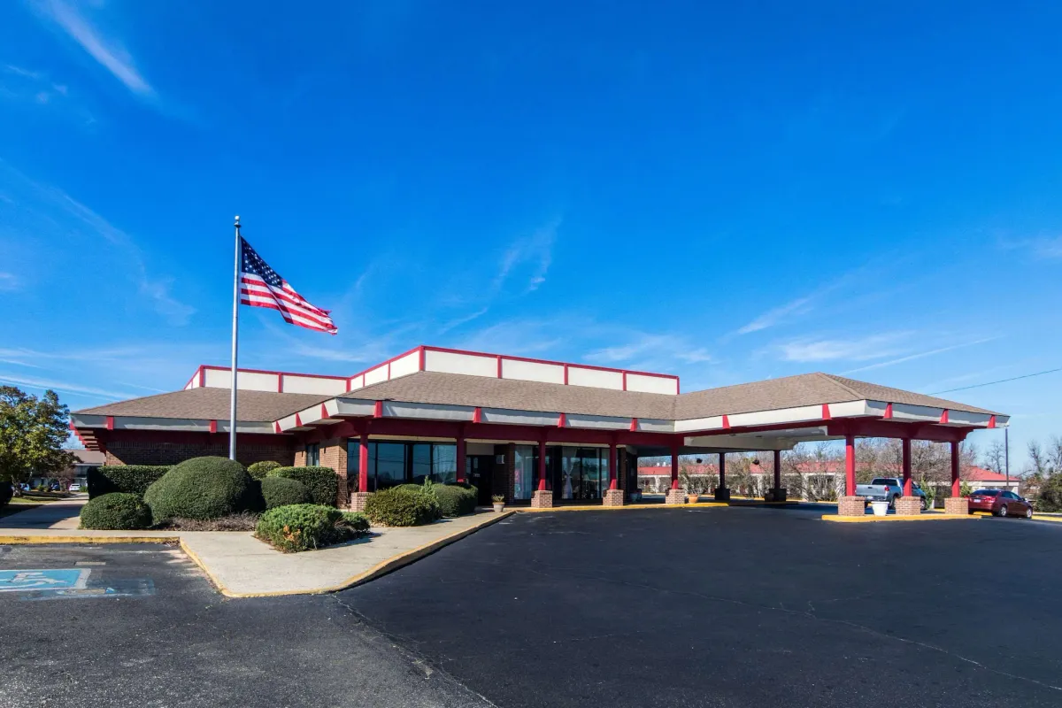 Image of Econo Lodge Inn & Suites Conference Center Dublin