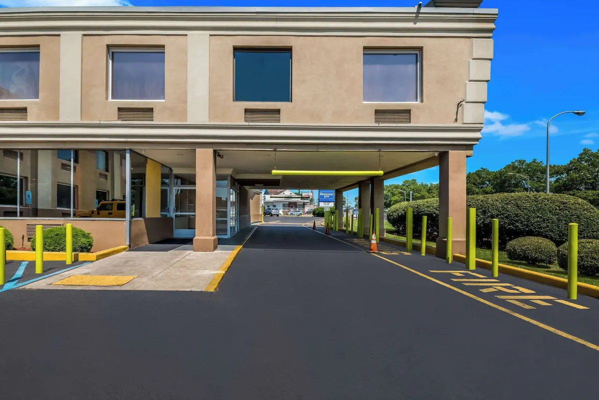 Image of Knights Inn Phildelphia