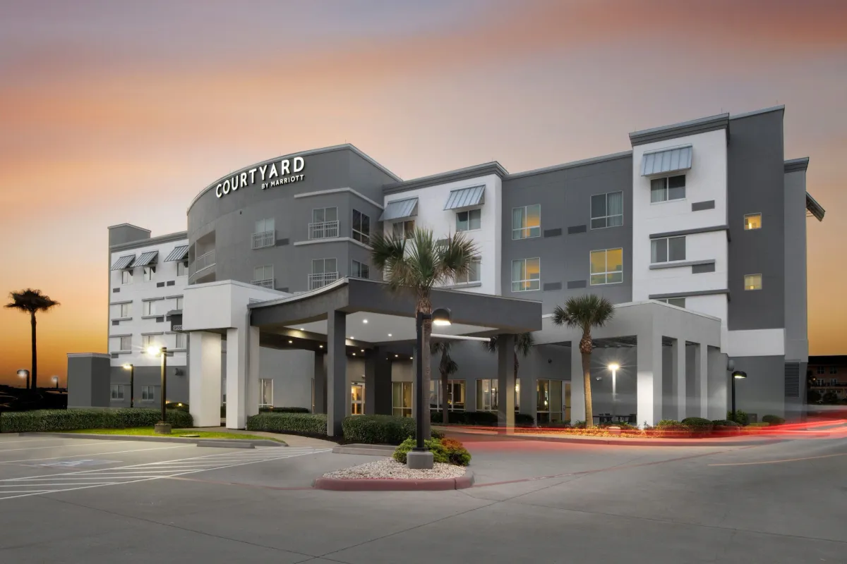 Image of Courtyard by Marriott Galveston Island